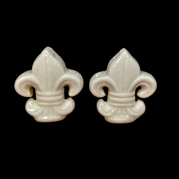 12 Sets of NIB Kate Aspen Fleur-de-lis Salt & Pepper Shakers/Wedding Favors Gift - Picture 4 of 9
